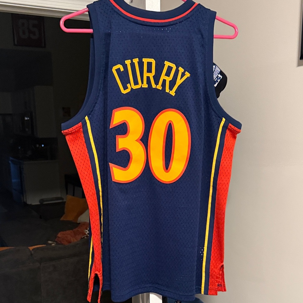 Stephen Curry #30 Throwback Warriors Jersey